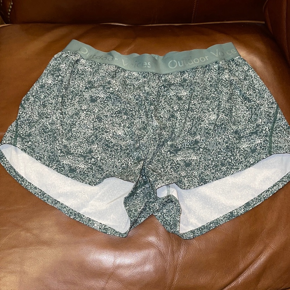 Outdoor Voices green pebbled relay shorts